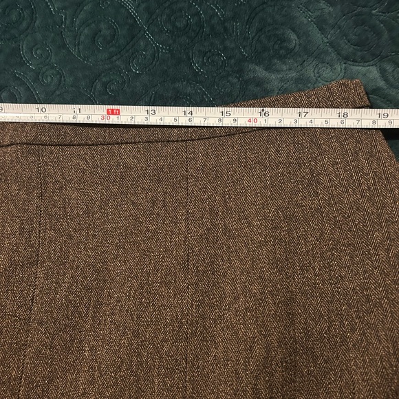 Conrad C Woman Brown Herringbone cold weather full length Skirt – Size 16 - Picture 8 of 12